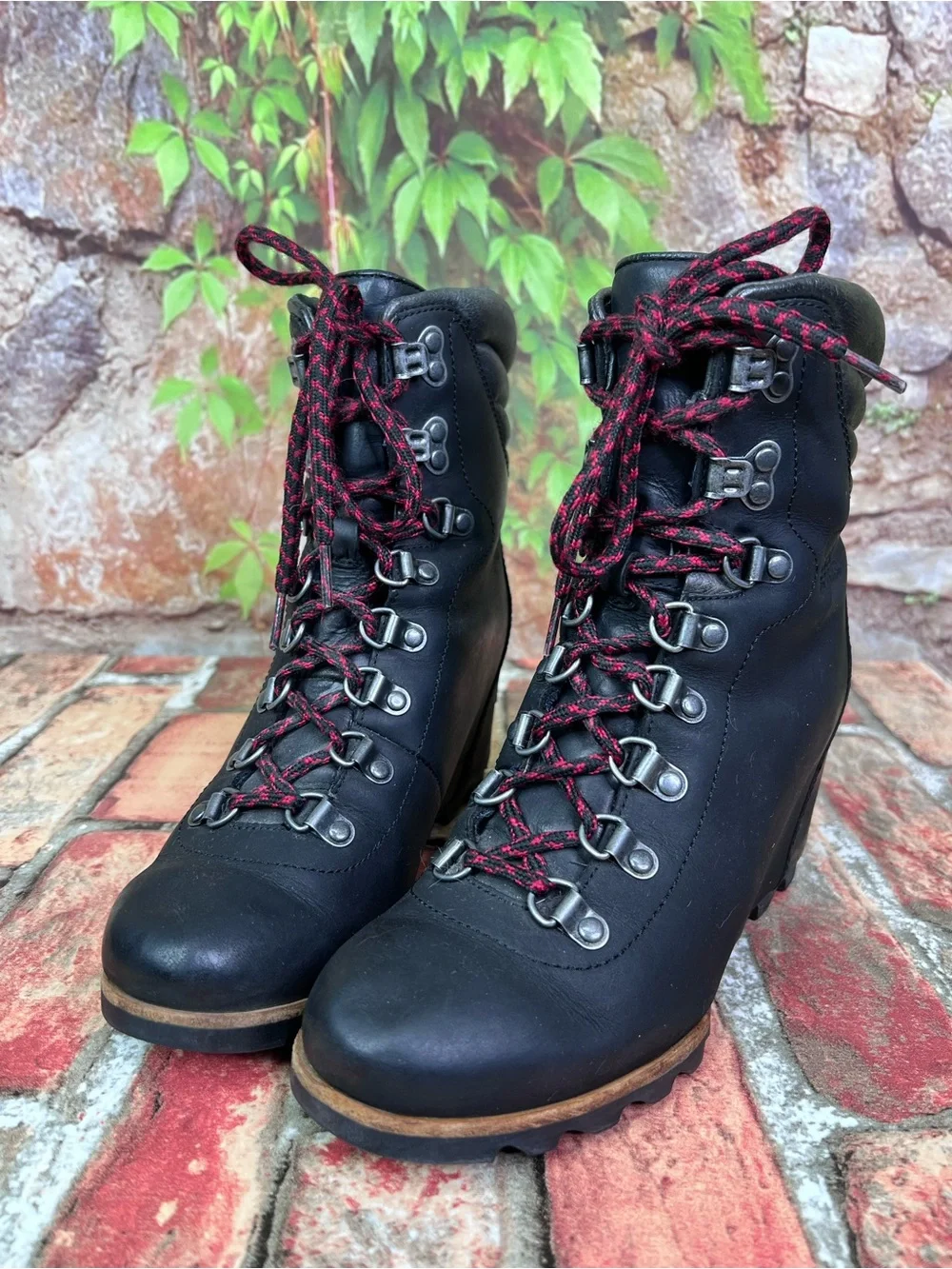 SOREL Black Leather Hidden Wedge Lace Up Boots, 7 - Picture 15 of 15